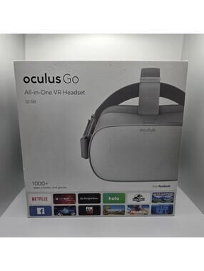 Meta Oculus Go 32GB Standalone VR Headset - Gray (MH-A32) and Controller